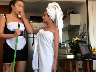 Forget About Ele - Lina Nakamura's Steamy Shower Seduction Gone Wild with Titto Gomez!