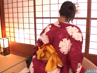 Japanese Hairy Pussy Gets Warm Creamy Treatment in Erotic Video