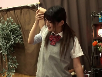 Seduced by a Female Therapist, But Replaced by a Male Therapist! JAV Star's Steamy Salon Surrender!